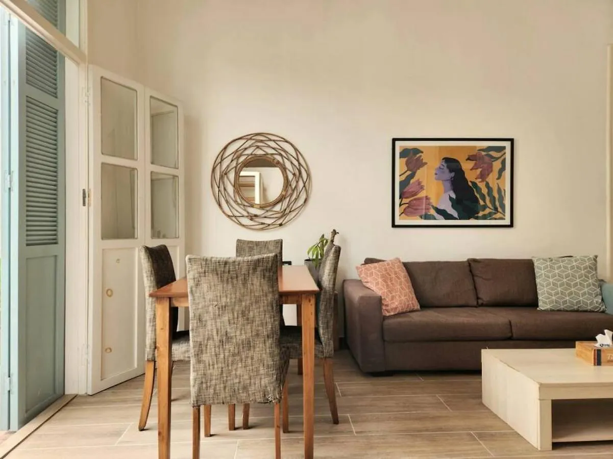 Spacious 2 Bedroom Apt In Mar Mikhael Beirut